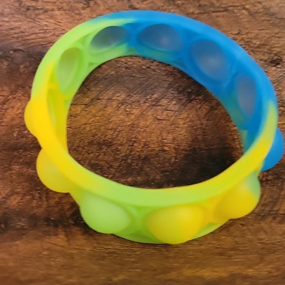 Fidgets - Picture 3 of 5